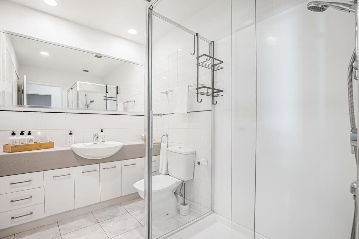 Spacious Character Apartment Окленд Экстерьер фото