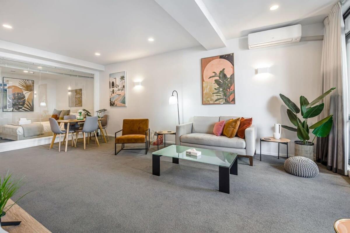 Spacious Character Apartment Окленд Экстерьер фото