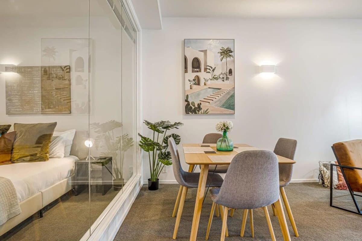Spacious Character Apartment Окленд Экстерьер фото